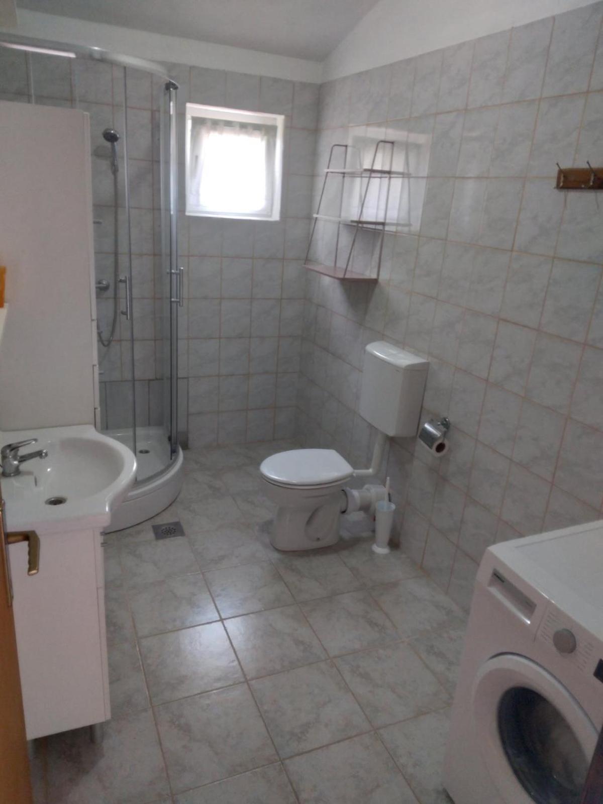 Apartments Dvije Palme Sibenik Luaran gambar
