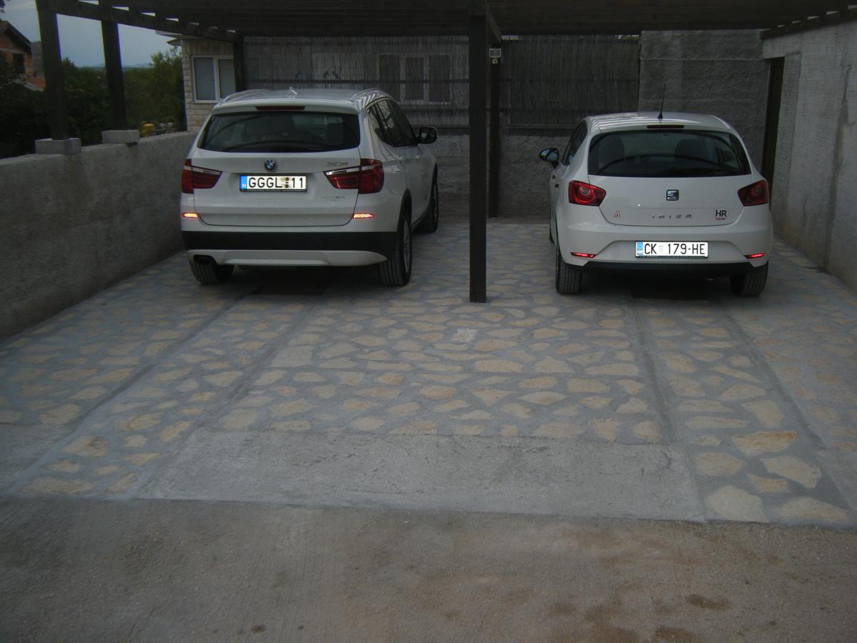 Apartments Dvije Palme Sibenik Luaran gambar
